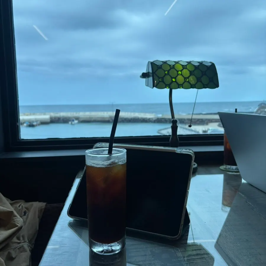 Closing view of the Jeju sea and café in Jocheon