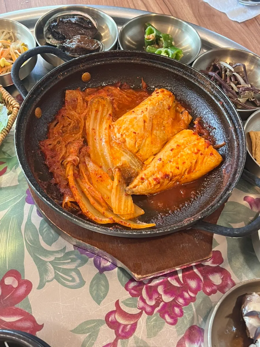 셀프로 가져다 먹는 추가 반찬