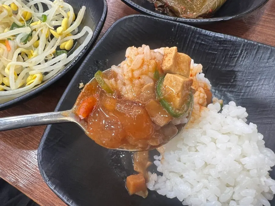 Gangdoenjang dip served with wraps and rice