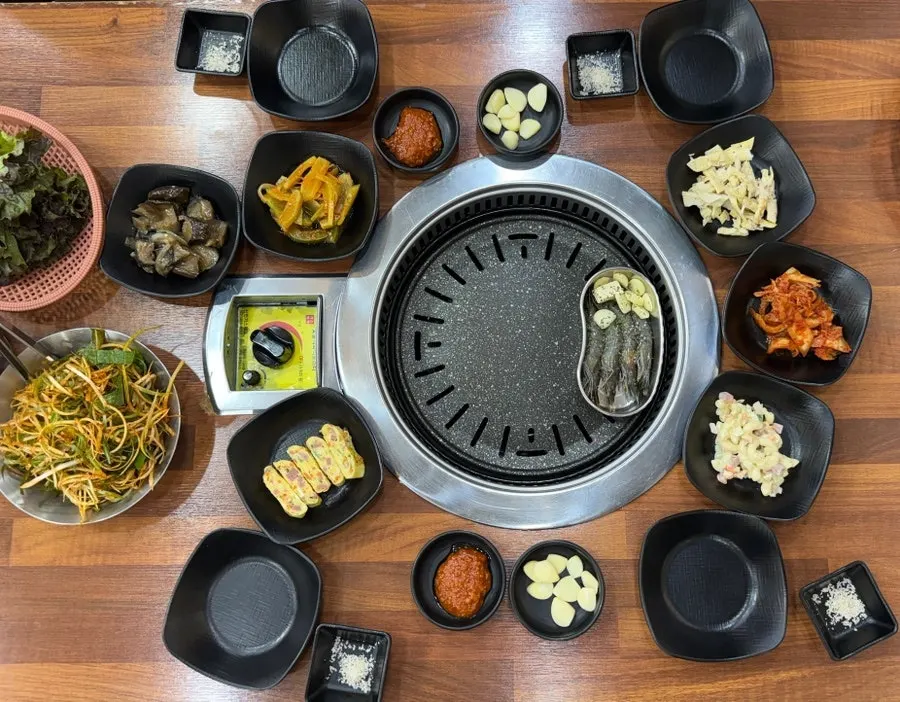 Table set with Oreumak Garden's basic side dishes