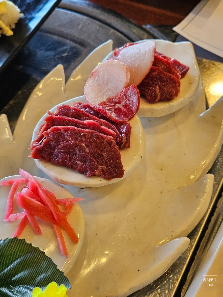 Horse-meat sashimi
