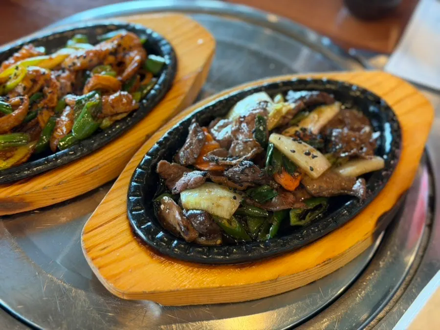 調味拌炒的黑吉朗炒物