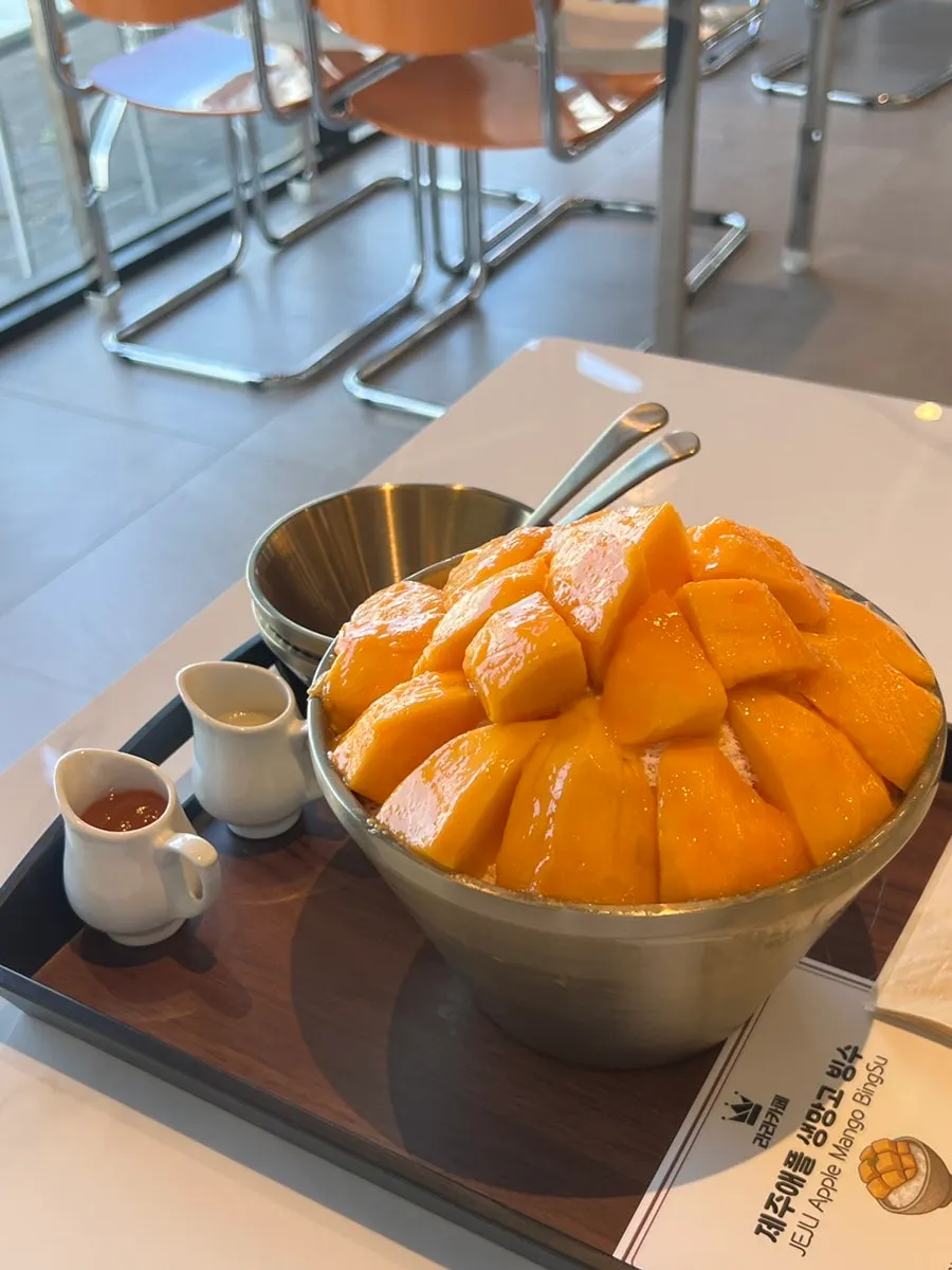 라라카페 애플망고 빙수 클로즈업