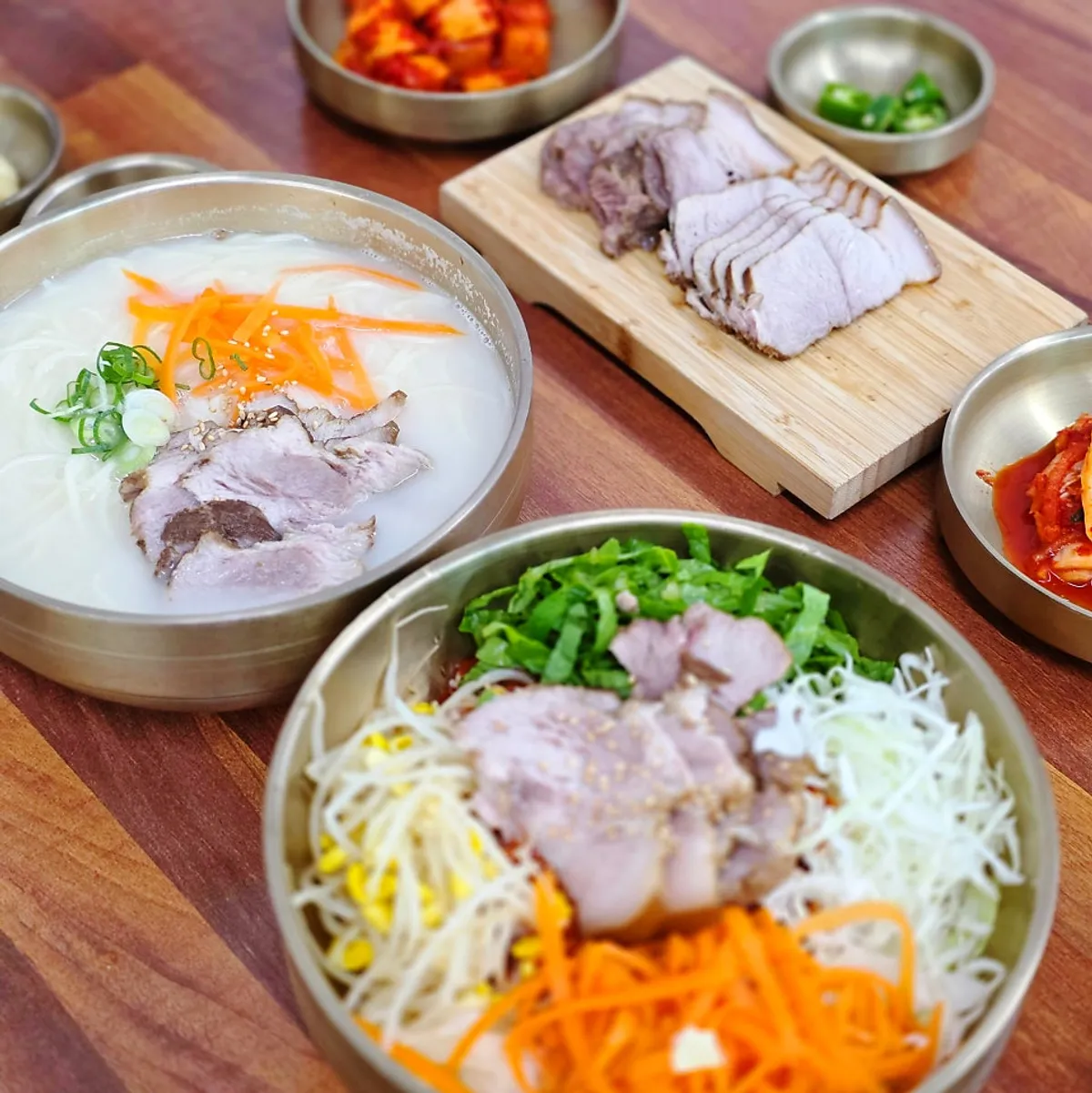 Pork noodles and dombe pork at Myeonjumak Jeju Main Branch