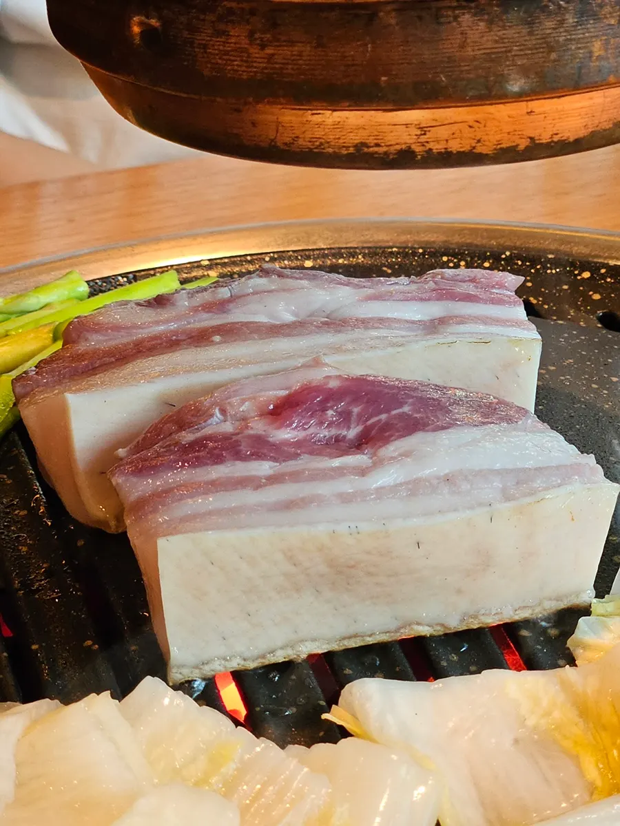 Jeju Bansang pork belly and pork neck set