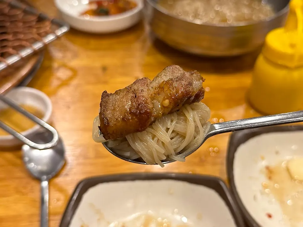 Last bite of pork belly and mul naengmyeon
