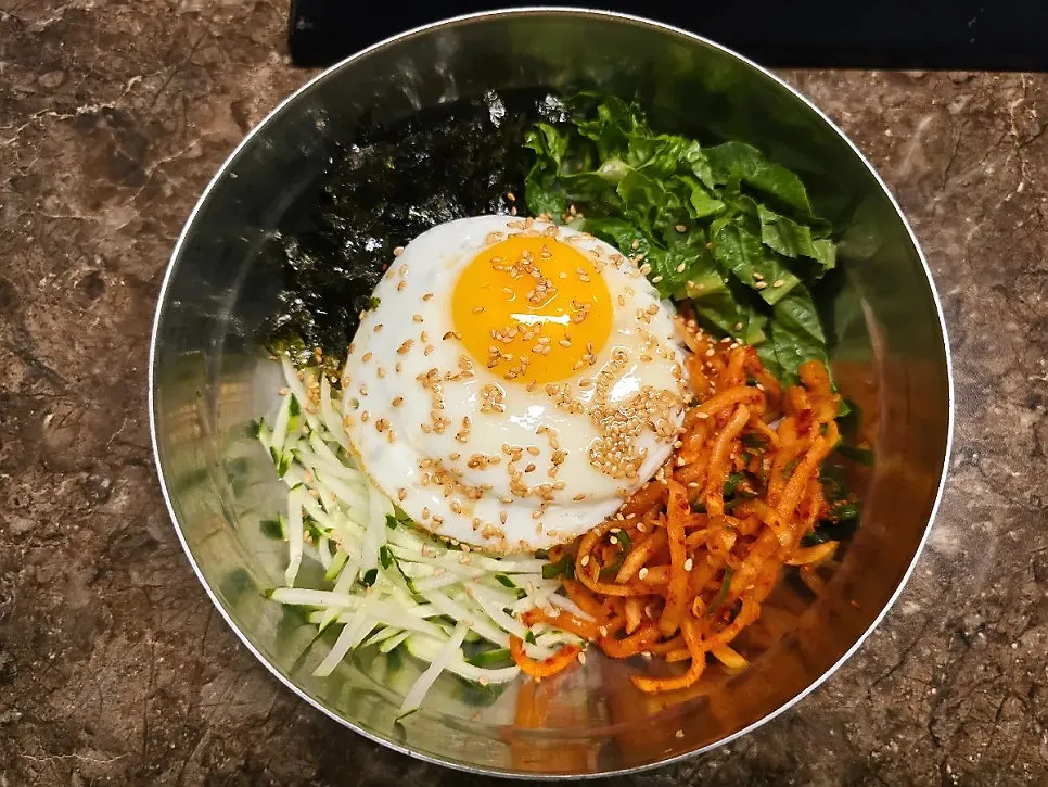 600g of Nanchukmatdon plated with scallions