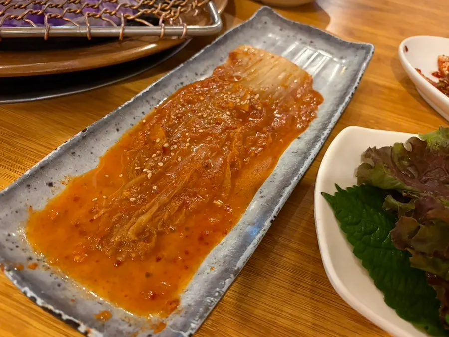 Table seating at Jeju Boncham Sutbul Galbi