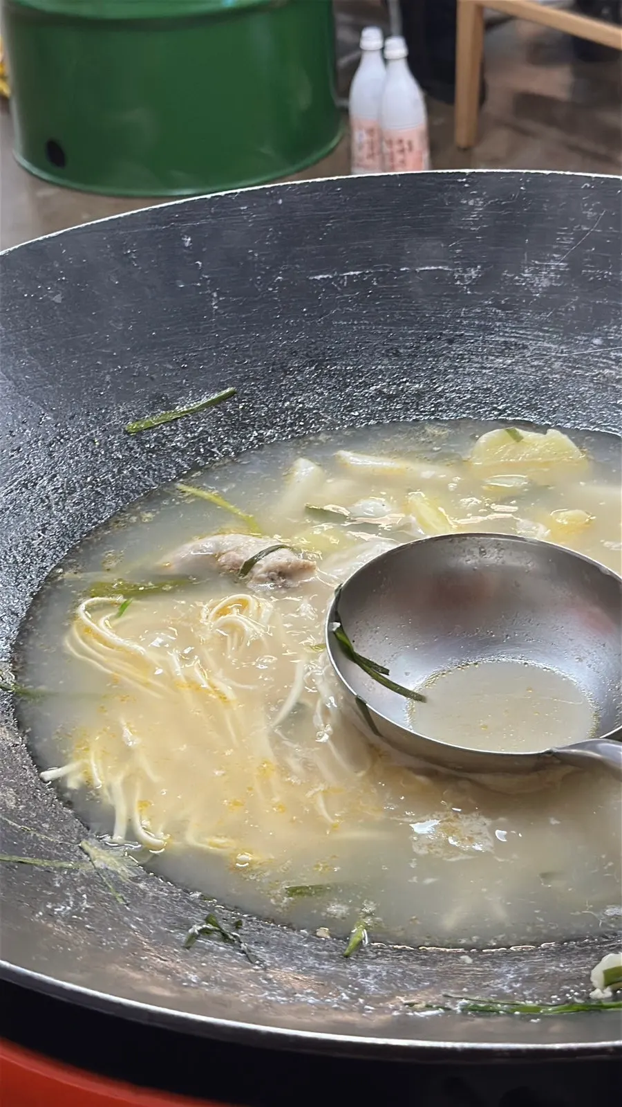 밀가루 적게 부친 부추전 단면