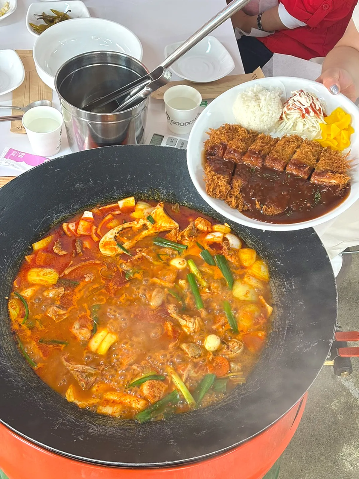 Thick dakdoritang broth with mashed-in potato