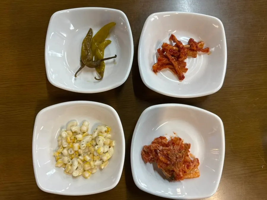 Basic side dishes including macaroni salad and dried radish strips