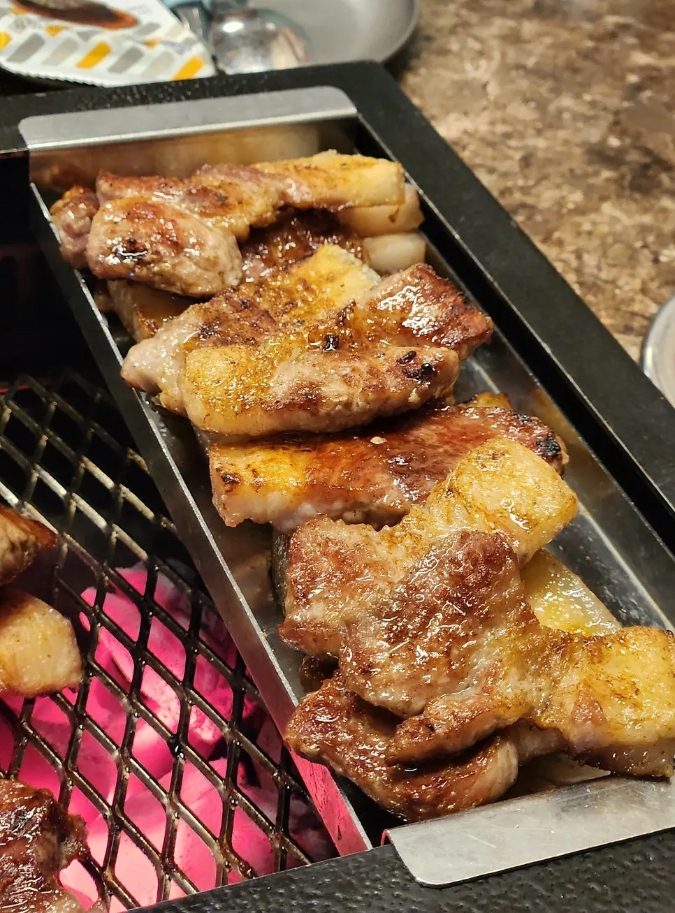 Grilled black pork and accompaniments