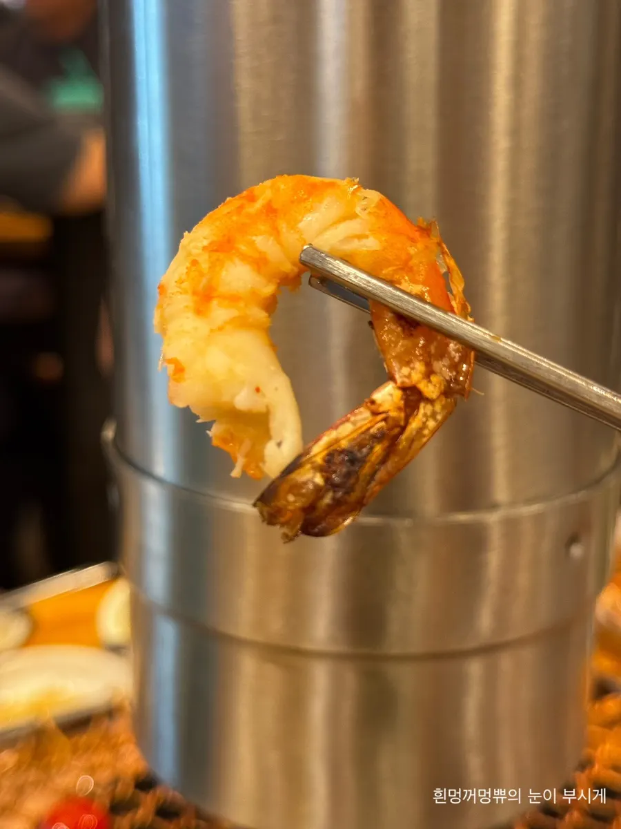 관자와 생갈비, 더덕구이 삼합 조합