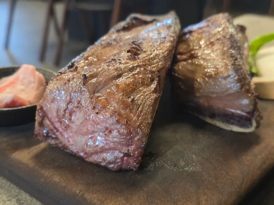 Nohyeong-dong meat restaurant 10 minutes by car from Jeju Airport