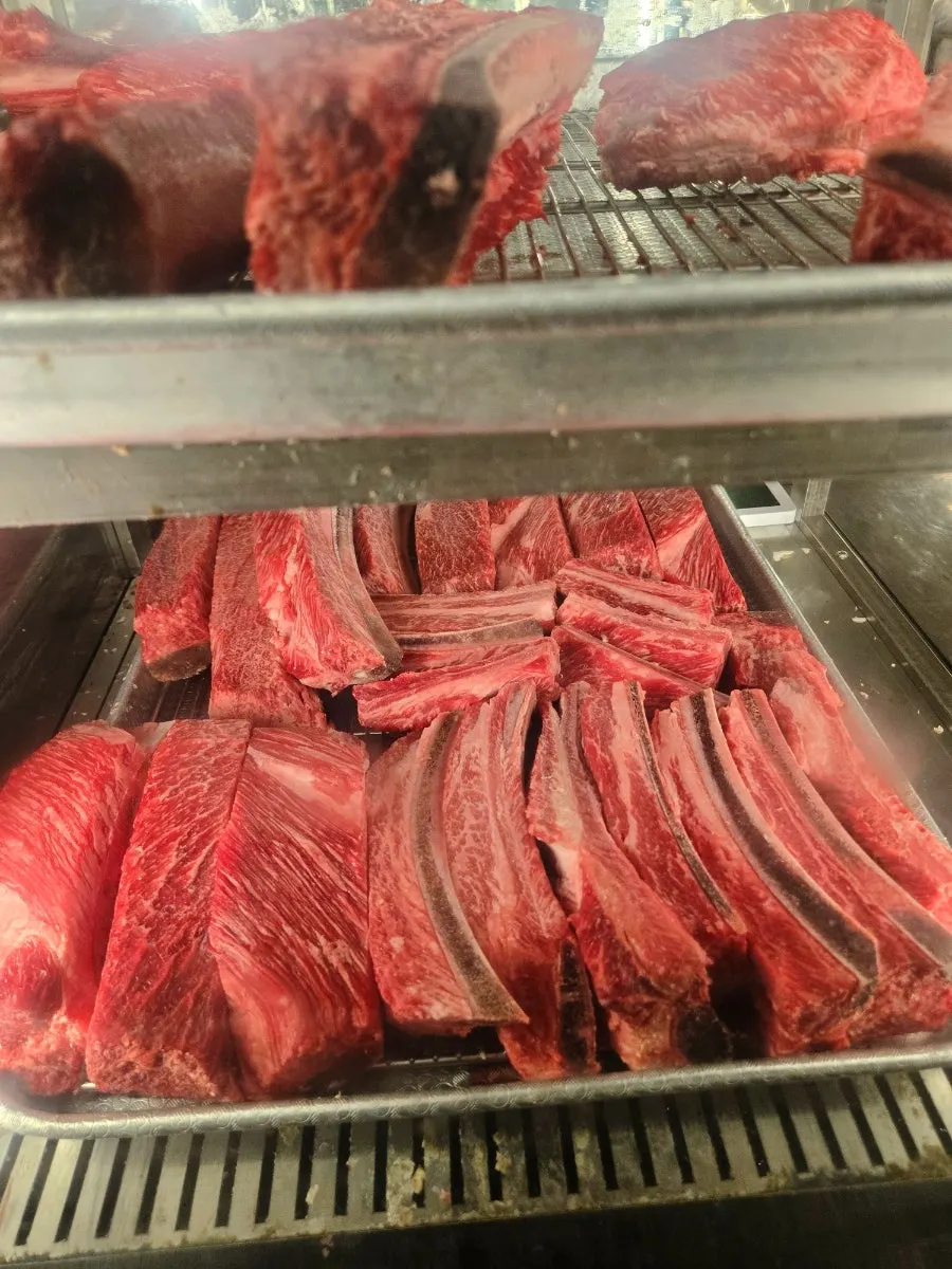 Tortillas, coleslaw and other side dishes for the udae galbi