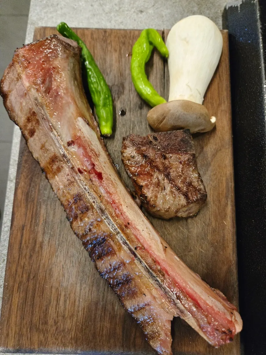 Jeju udae galbi grilling on the griddle