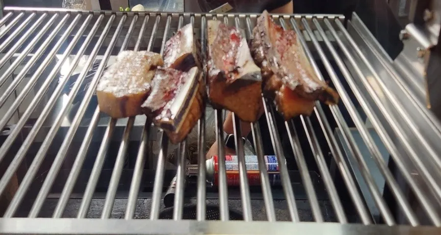 고기 기다리며 먹은 무우국