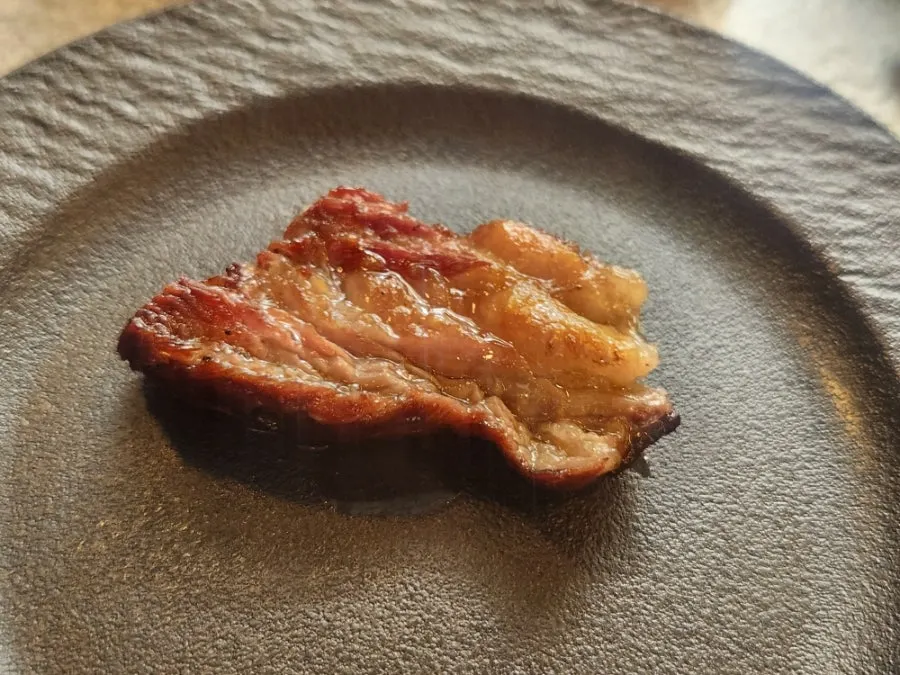 구워진 우대갈비 단면