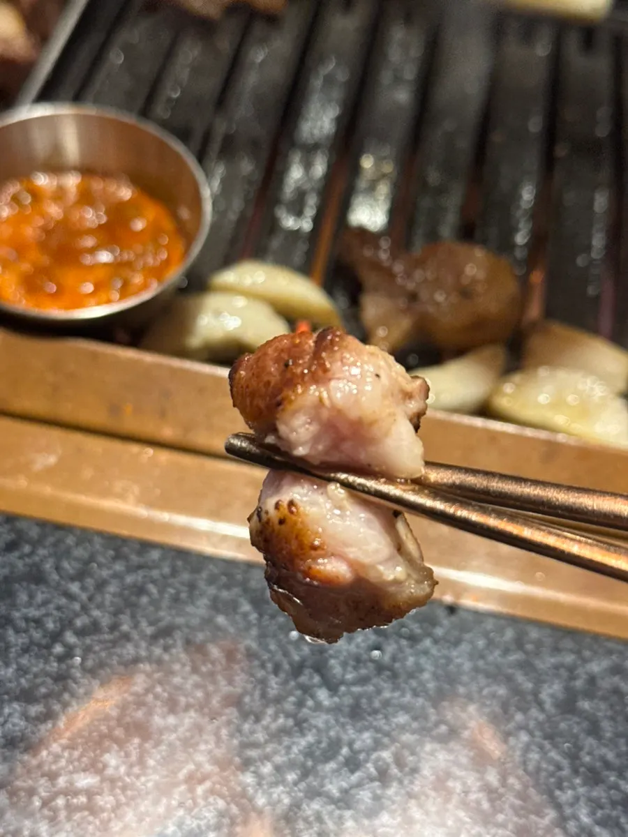 Side dishes and lettuce wraps at Jeju Oktop, Gwangju Gyeongan Branch