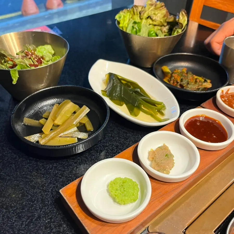제주 분위기가 느껴지는 매장 내부