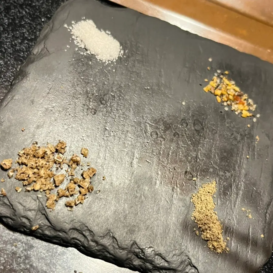 정갈하게 차려진 기본 반찬