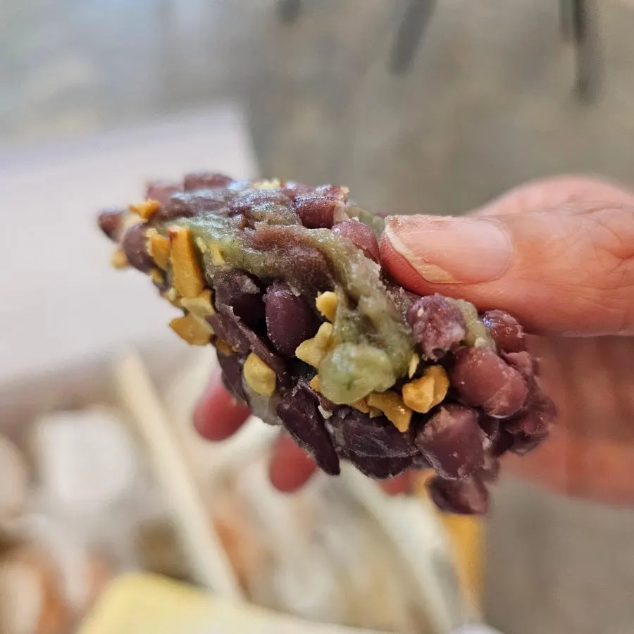 Suragan Tteokbang omegi-tteok