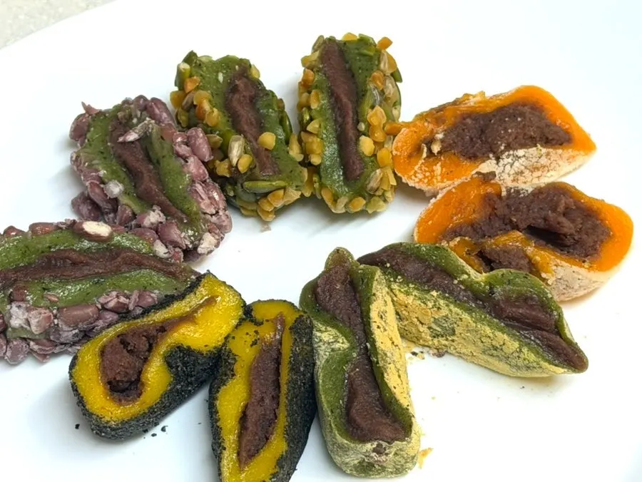 Close-up of omegi-tteok sorted by flavor