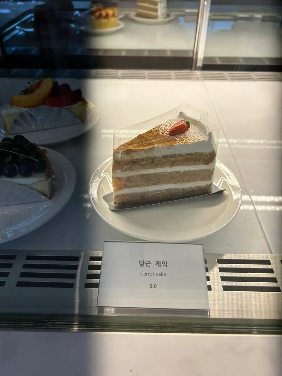 Bakery display case at Jayeon in PLANT827