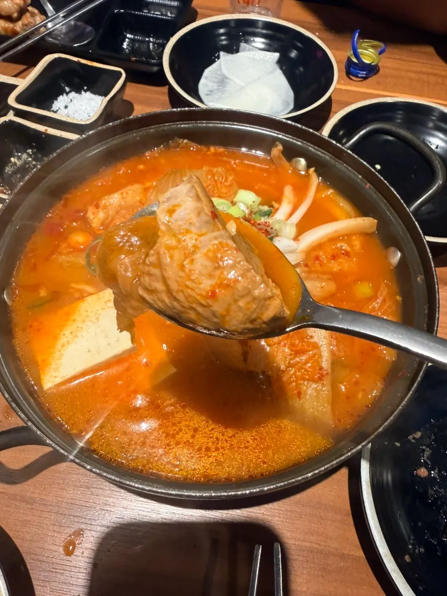 Kimchi jjigae and rice provided through the review event