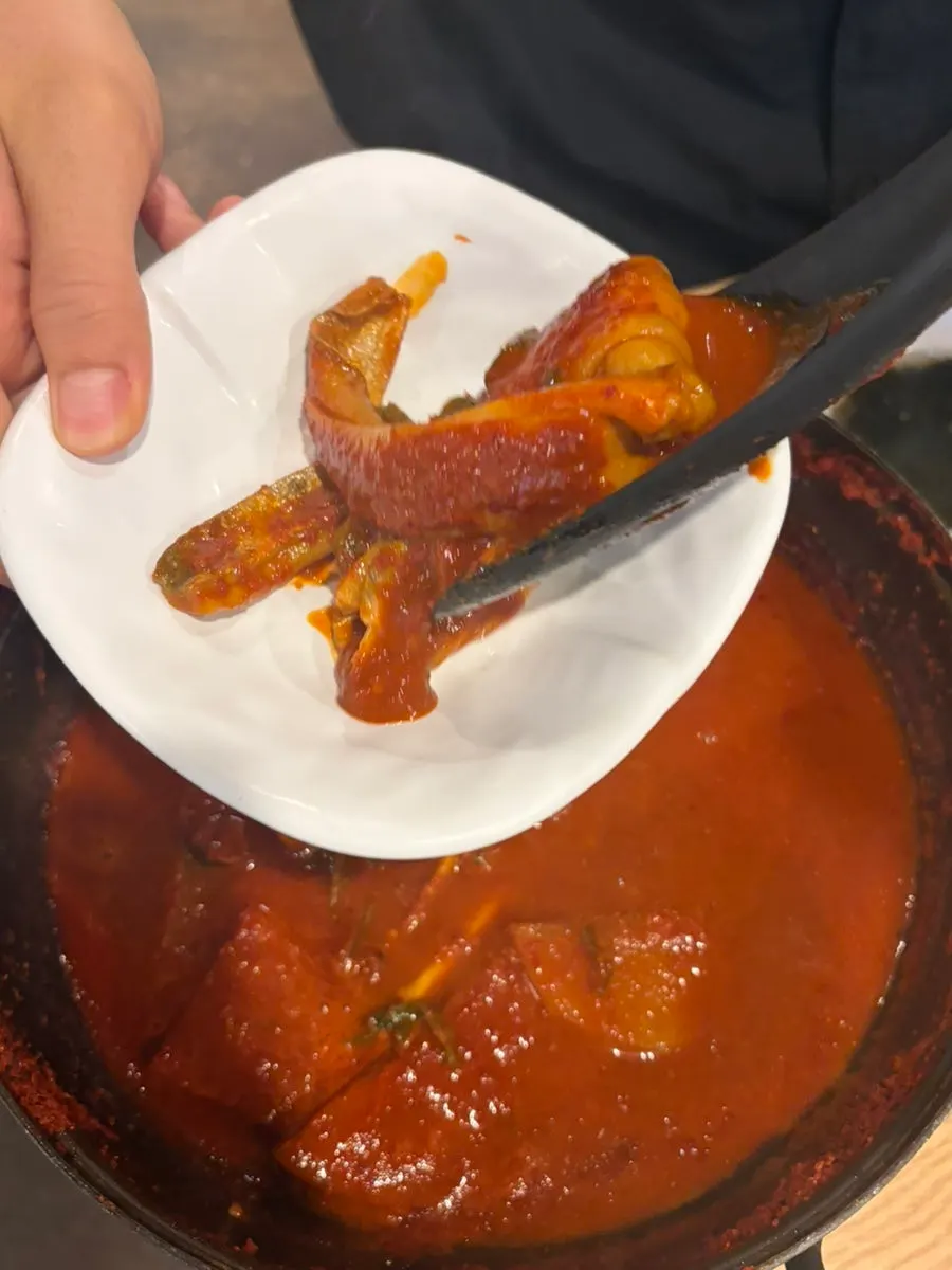 냄비째 끓는 빨간 순살갈치조림