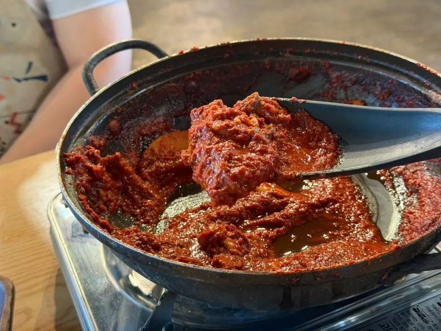 Cutlassfish stew sauce simmered down thick