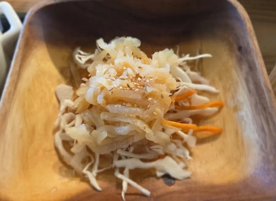 새콤달콤한 해파리무침 반찬