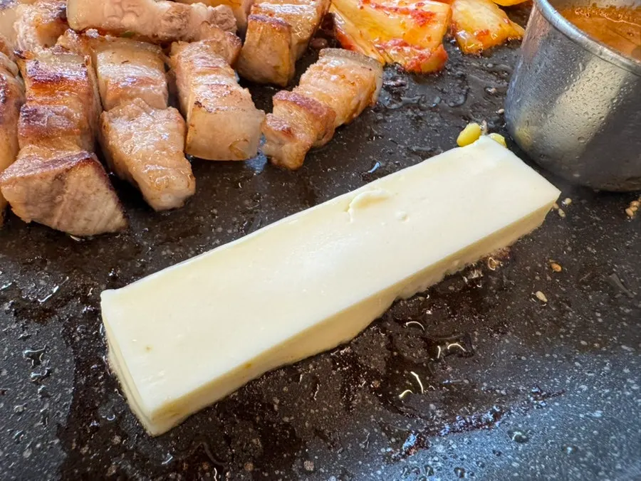 Grilled cheese received through Naver Reservations