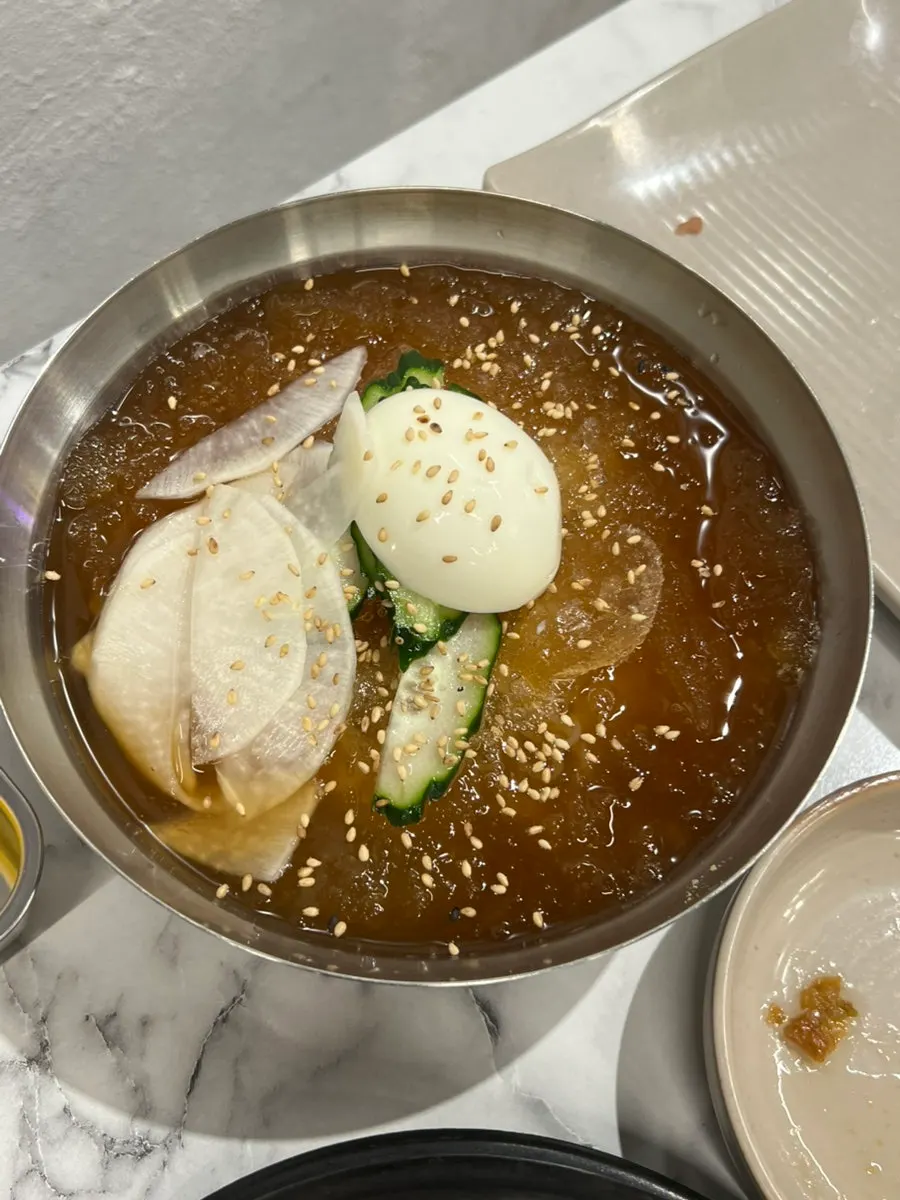 Refreshing cold buckwheat noodles for dessert