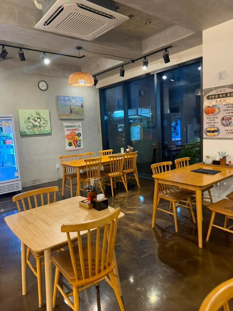 Lunchbox menu board at Jejju Donghong Branch