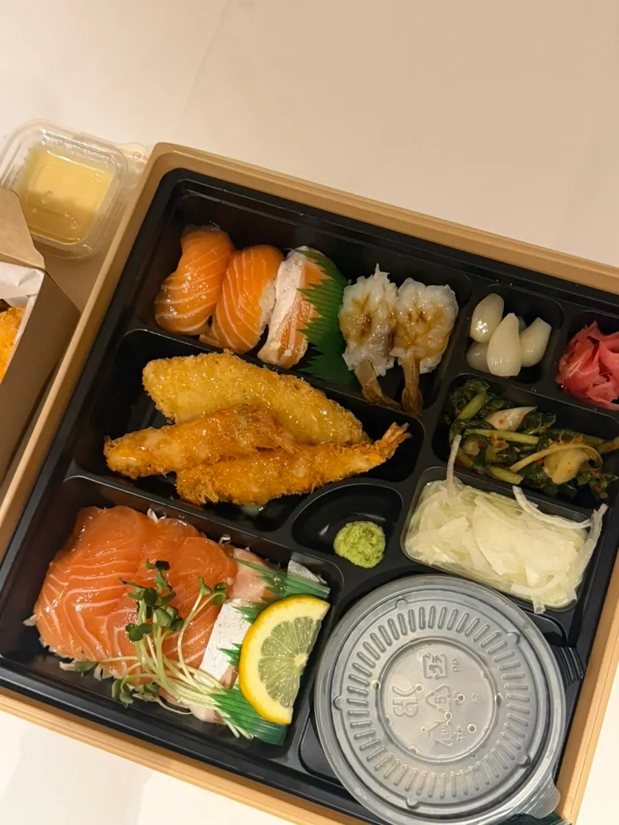 Packed extra order of fried shrimp