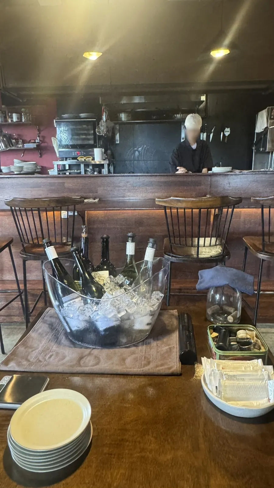 Main table with today's recommended wines