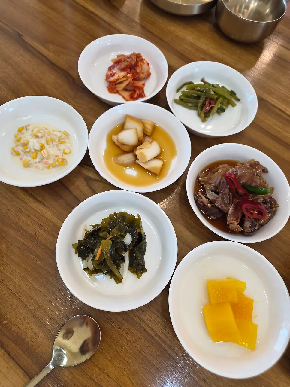 Side dishes set out on the table first