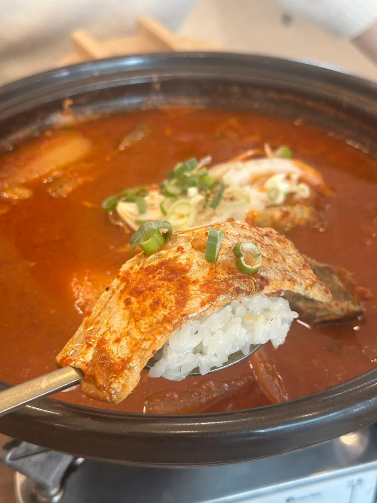 Jejurowoon's braised hairtail simmered in sauce