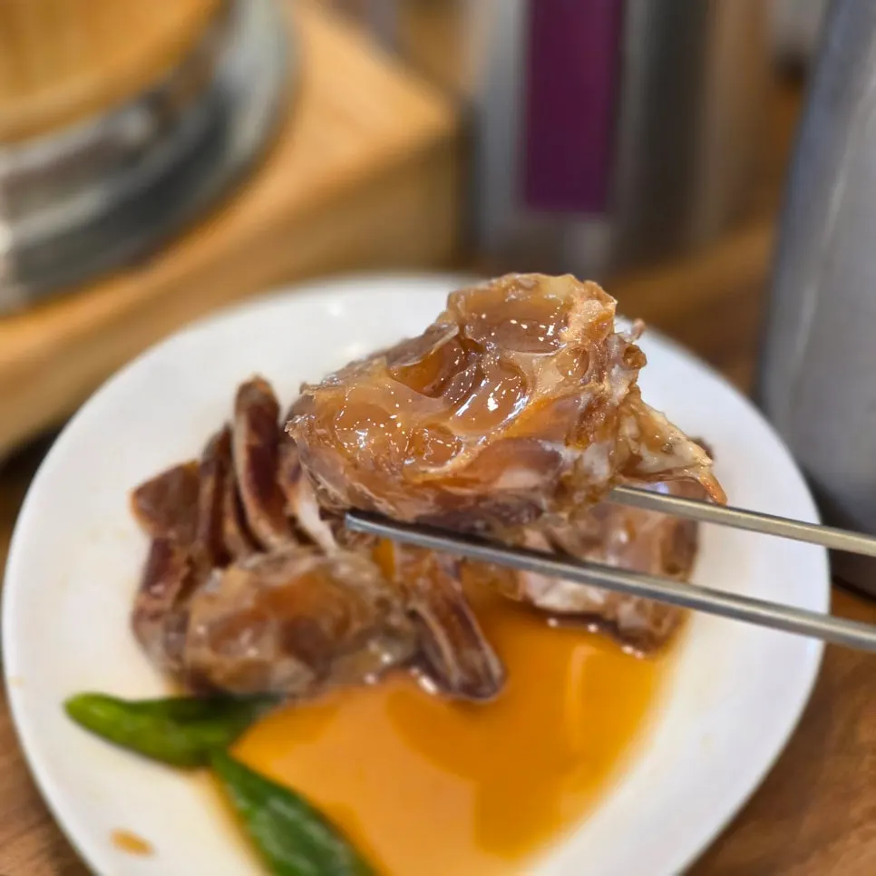 Sweet and salty soy-marinated crab