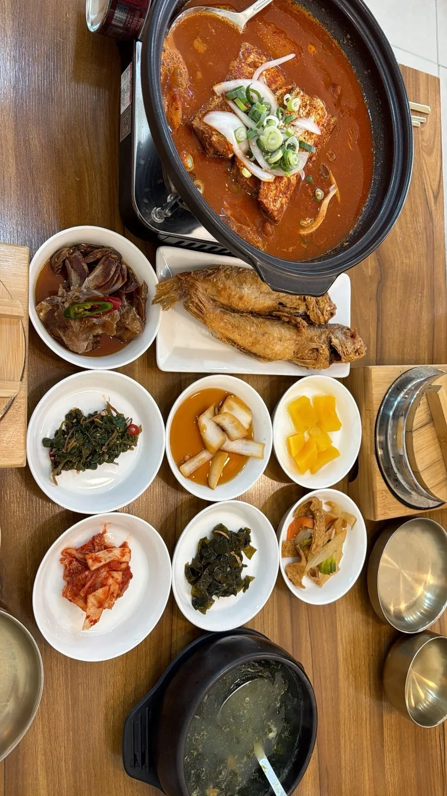 Table setting at Jejurowoon after the meal
