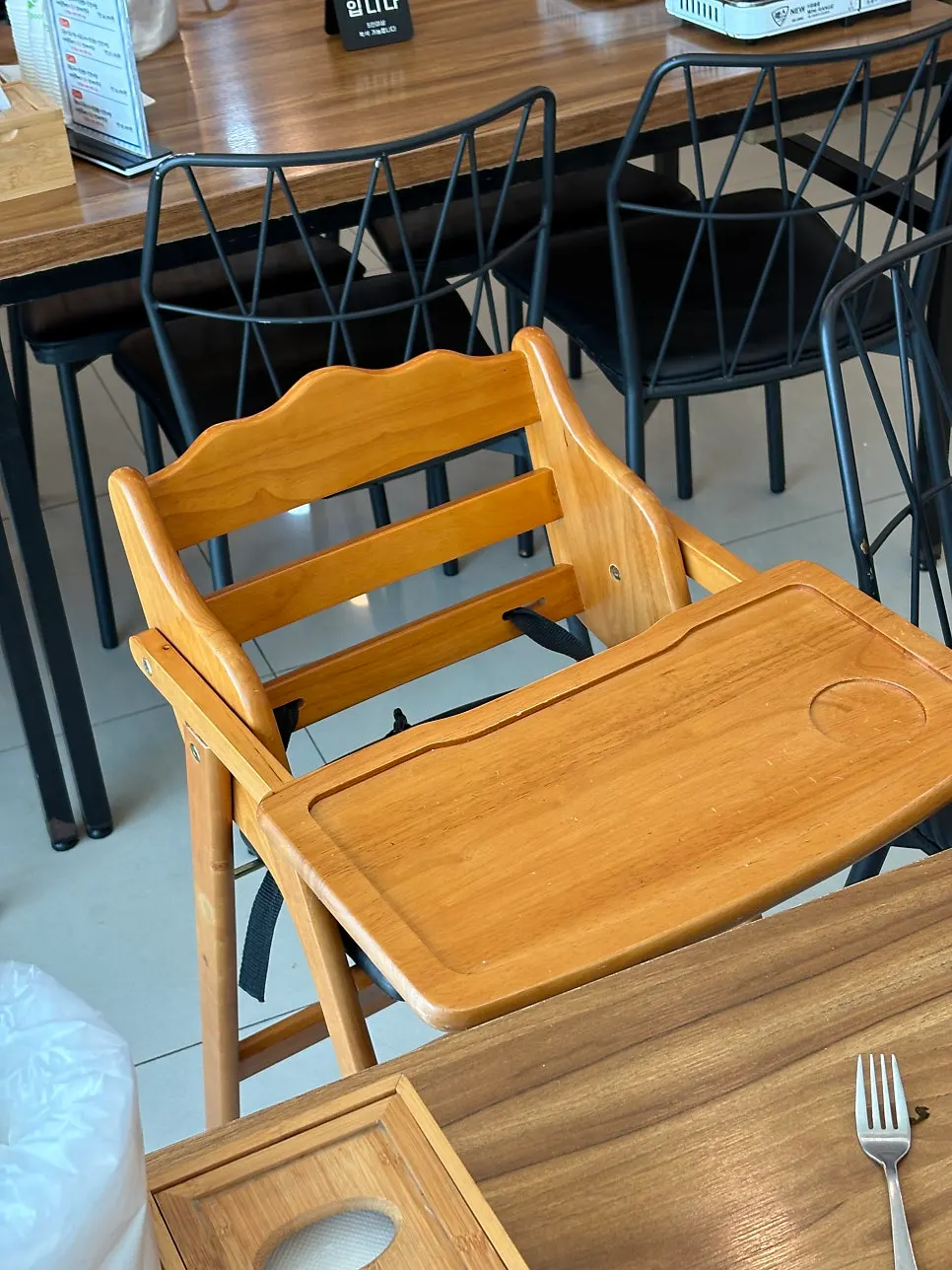 Vertical shot of the restaurant interior