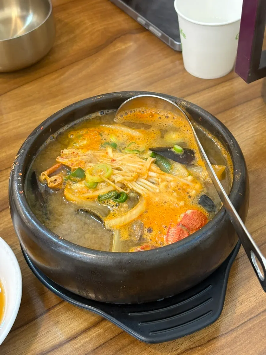 Seafood stew chosen as part of the A set