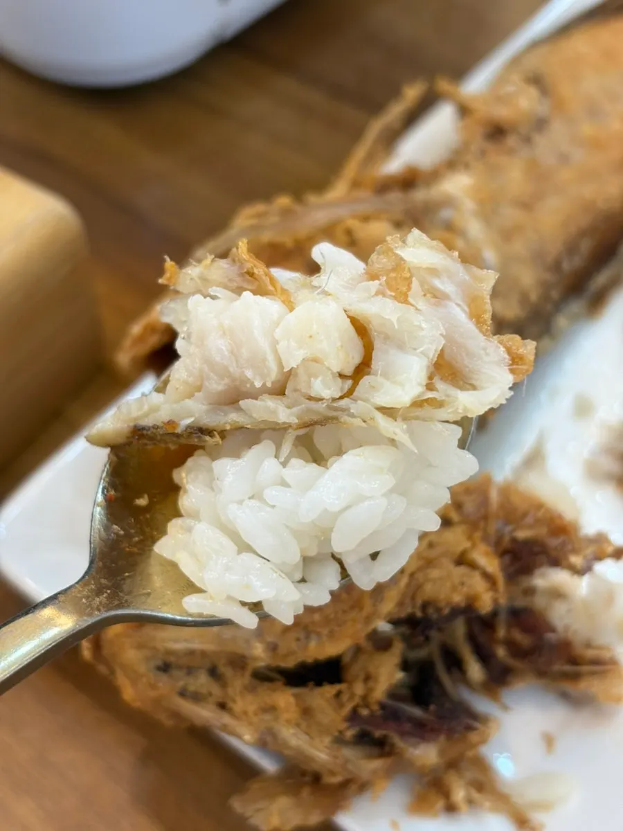 Golden, crisply grilled tilefish