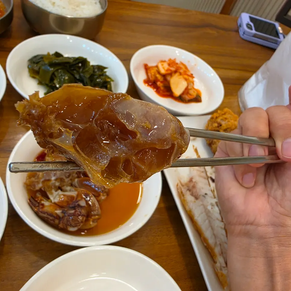 Soy crab served with the set