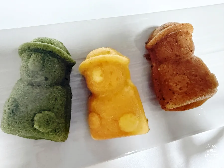 All 8 flavors of the dol hareubang-shaped Harubangne madeleines