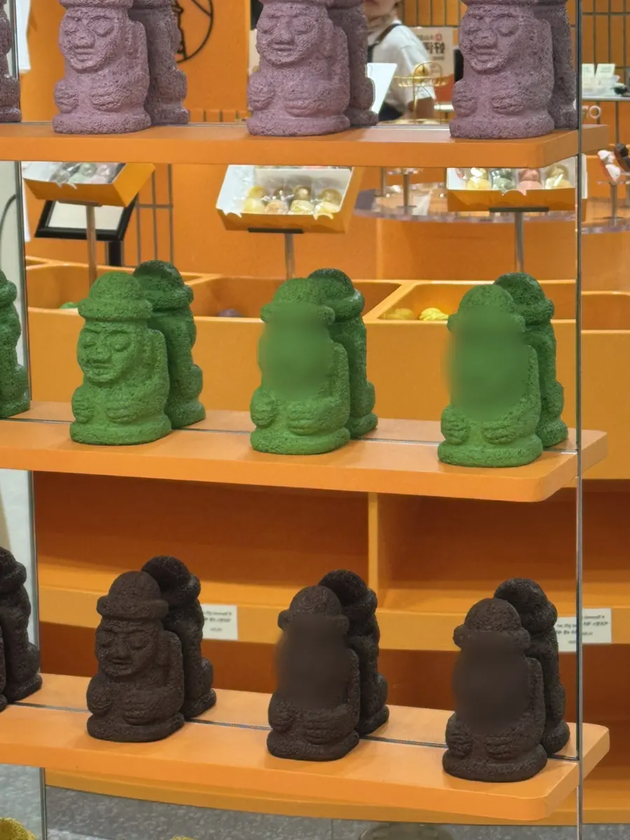 제주 느낌 살린 돌하르방 모양 디저트