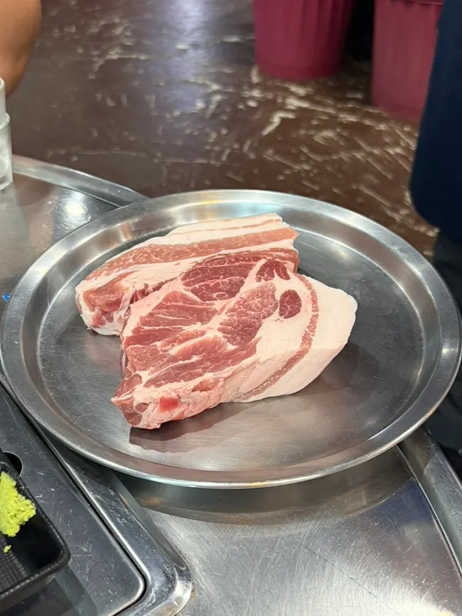 제주 흑돼지 식사 방문 사진