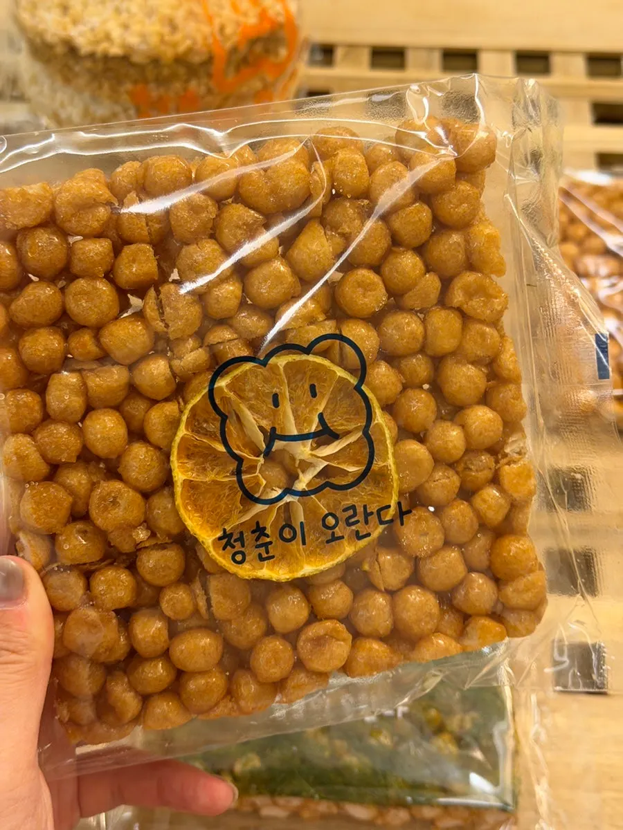 Jeju snack combo picked in several flavors