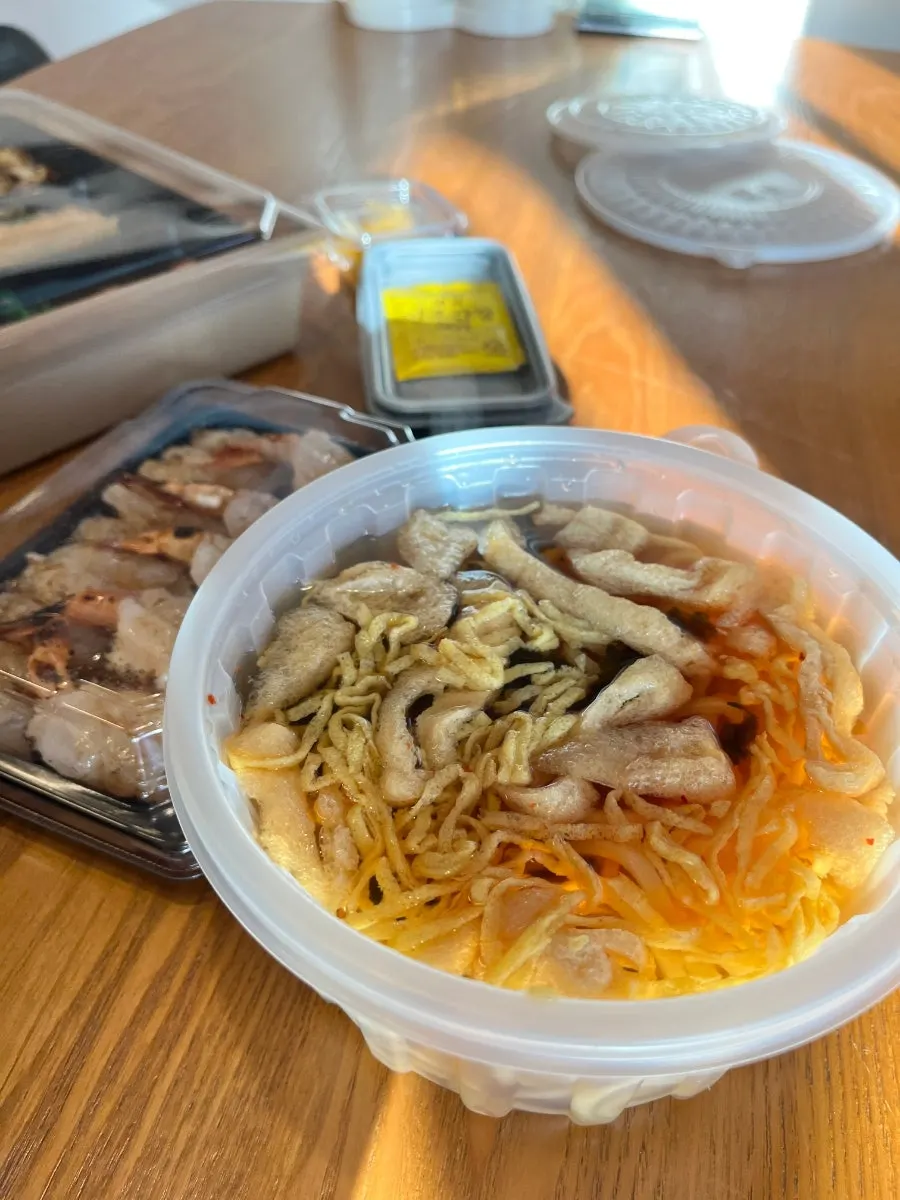 Contents of the raw beef bibimbap set at Jejju City Hall Branch